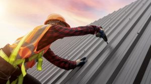 Roofing Contractor Services: What to Look for in an Emergency Roofing Repair